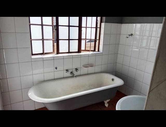 3 BEDROOM PROPERTY TO RENT IN KENSINGTON